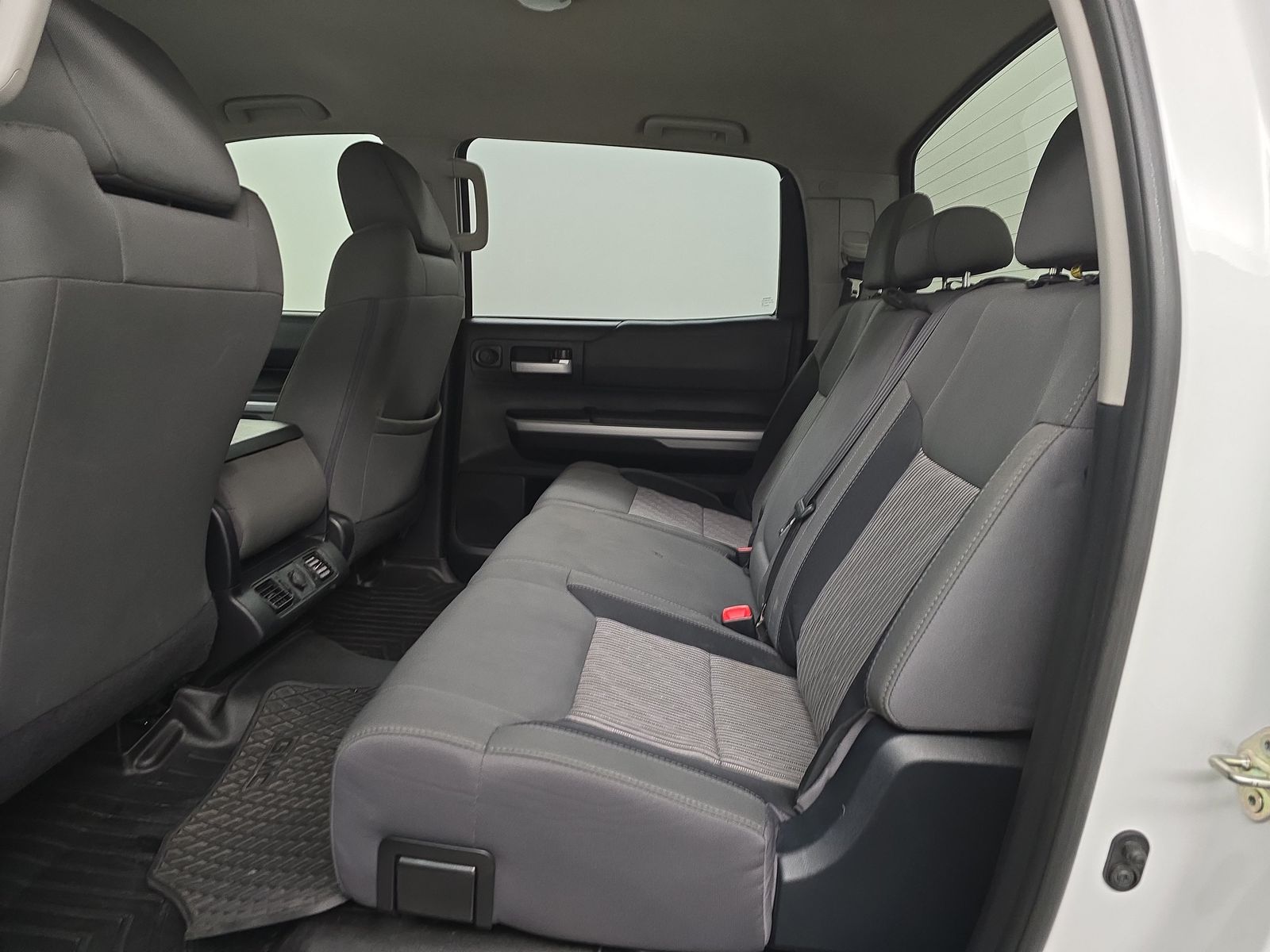 2017 Toyota Tundra SR5 RWD