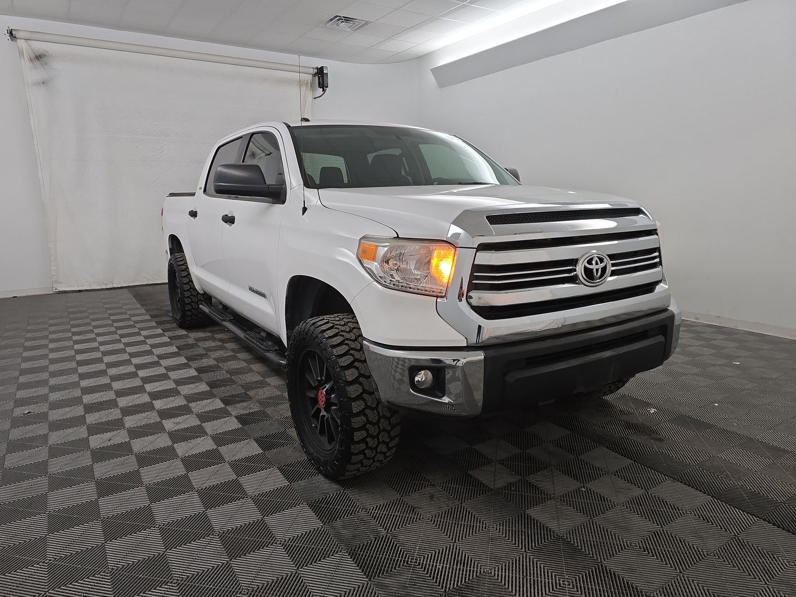 2017 Toyota Tundra SR5 RWD