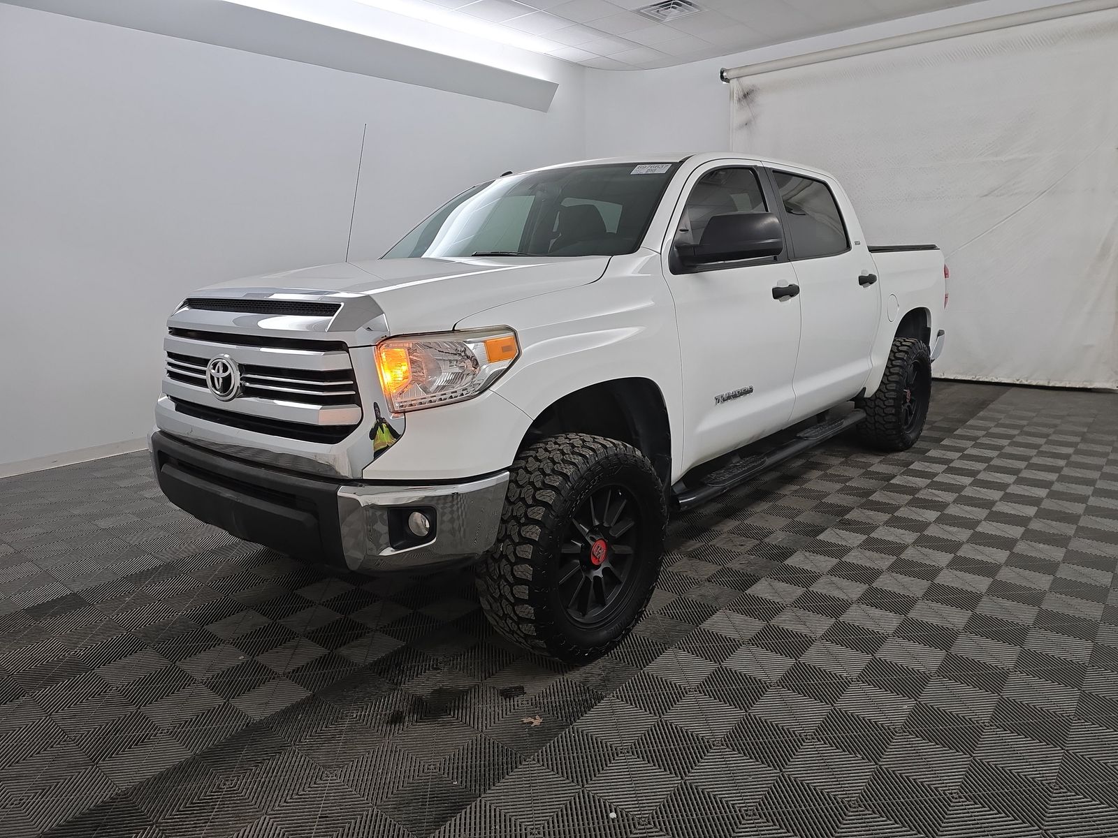 2017 Toyota Tundra SR5 RWD