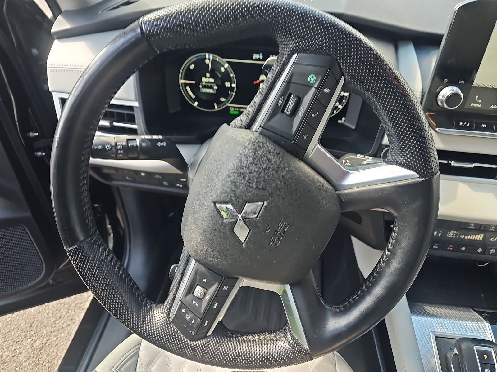2023 Mitsubishi Outlander PHEV 40th Anniversary Edition AWD