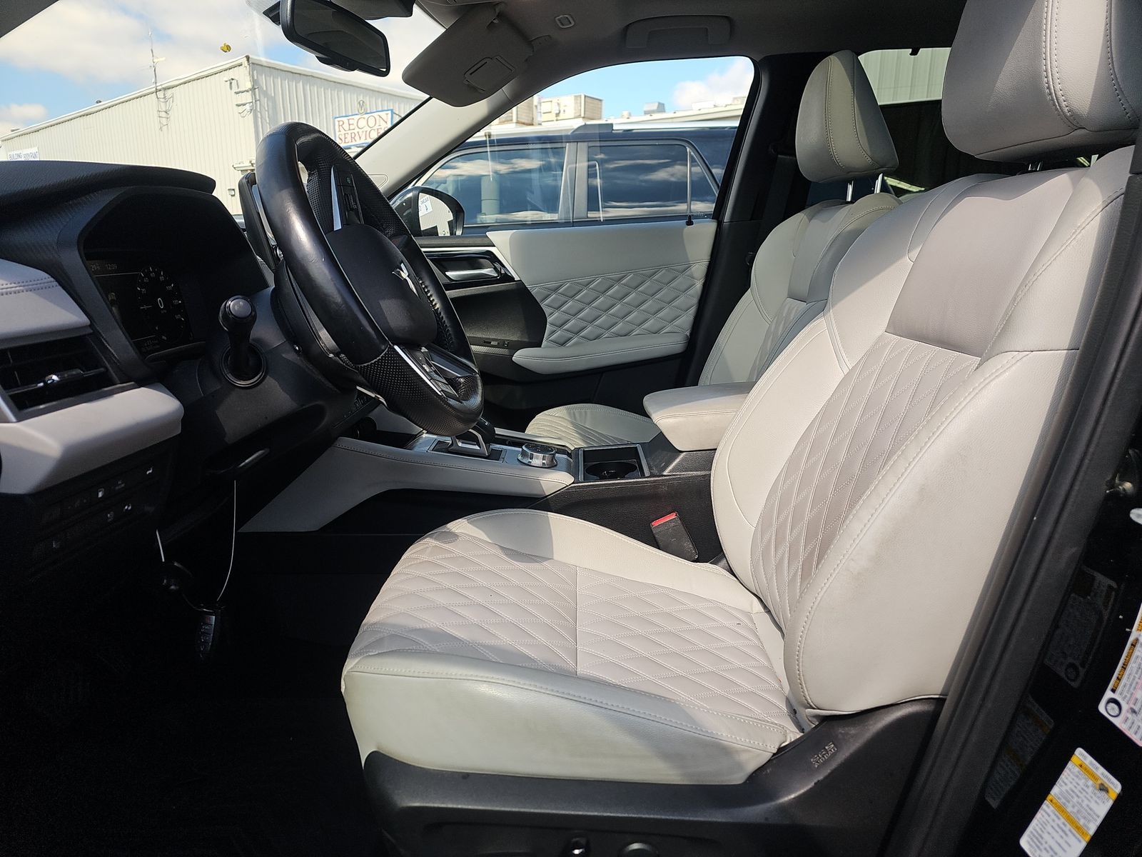 2023 Mitsubishi Outlander PHEV 40th Anniversary Edition AWD