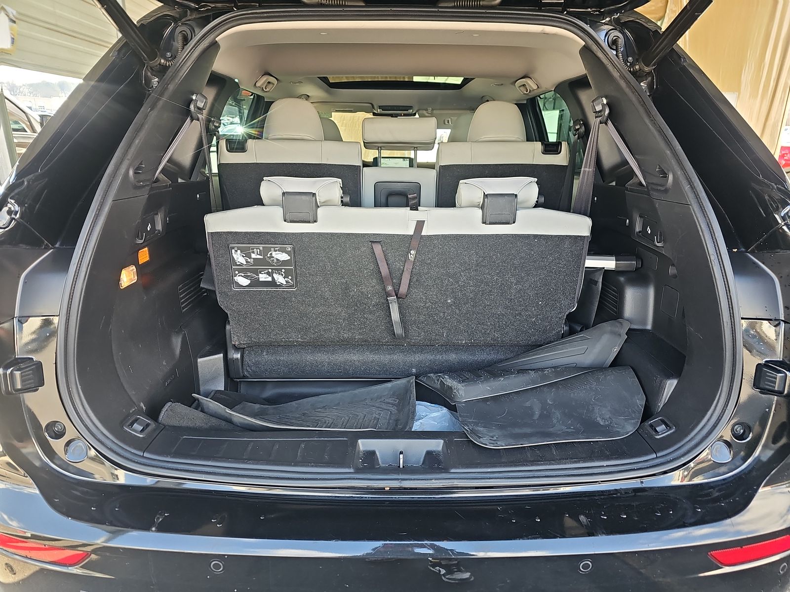 2023 Mitsubishi Outlander PHEV 40th Anniversary Edition AWD