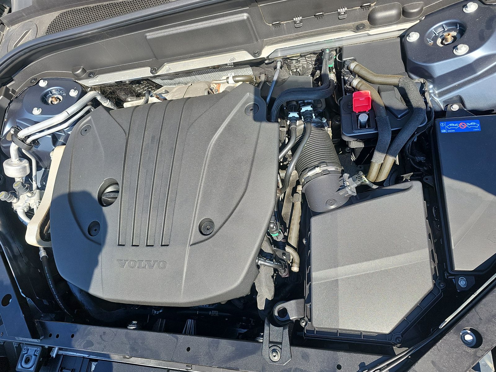 2023 Volvo XC60 B5 Plus AWD