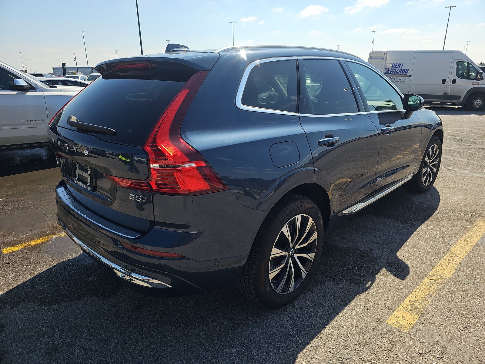 2023 Volvo XC60 B5 Plus AWD