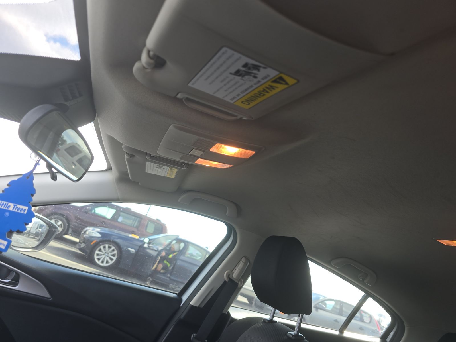 2018 MAZDA MAZDA3 Sport FWD