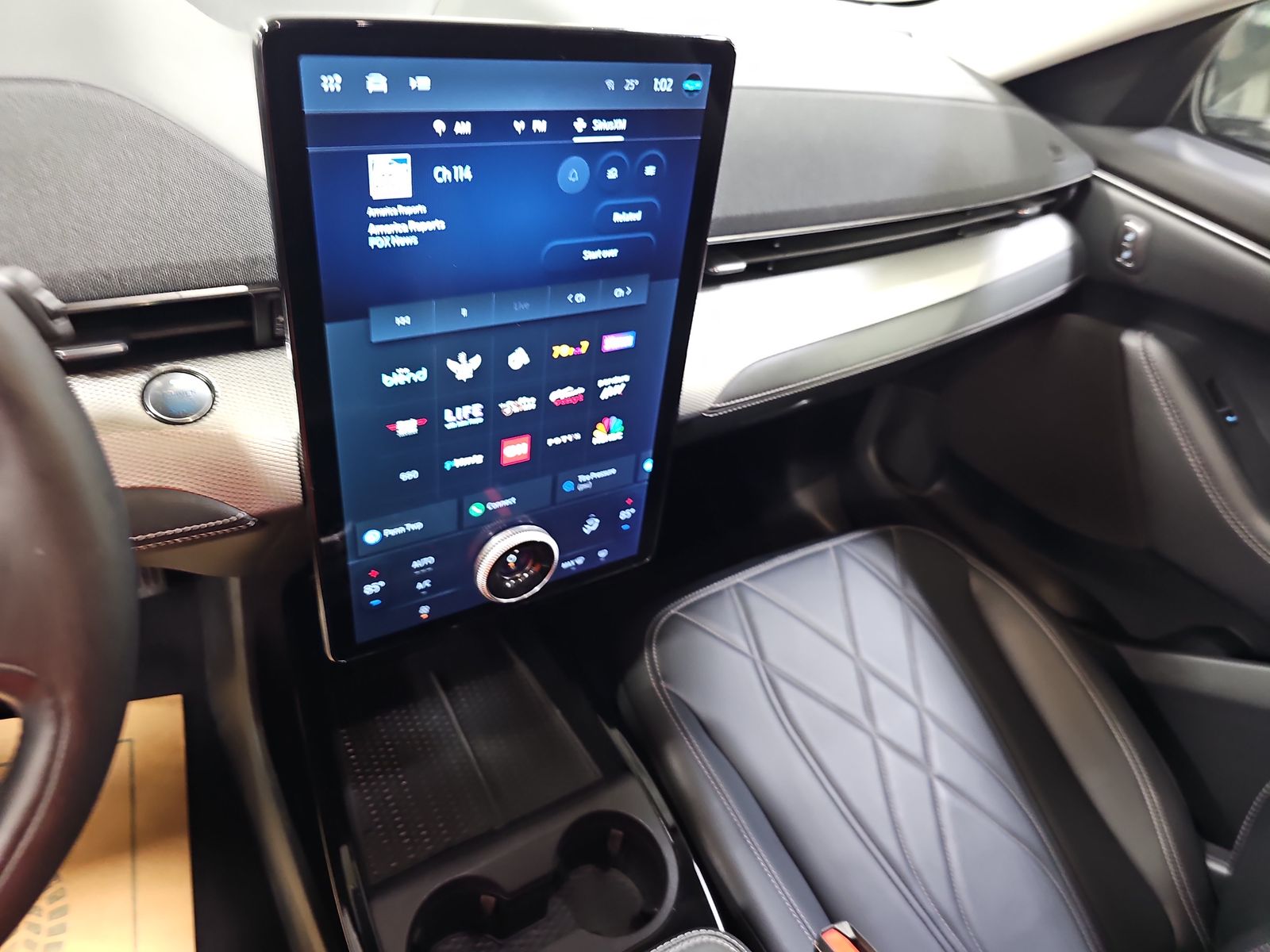 2022 Ford Mustang Mach-E Select AWD