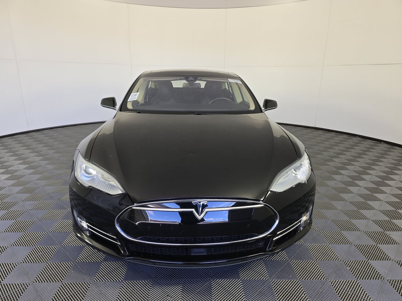 2014 Tesla Model S 85 RWD