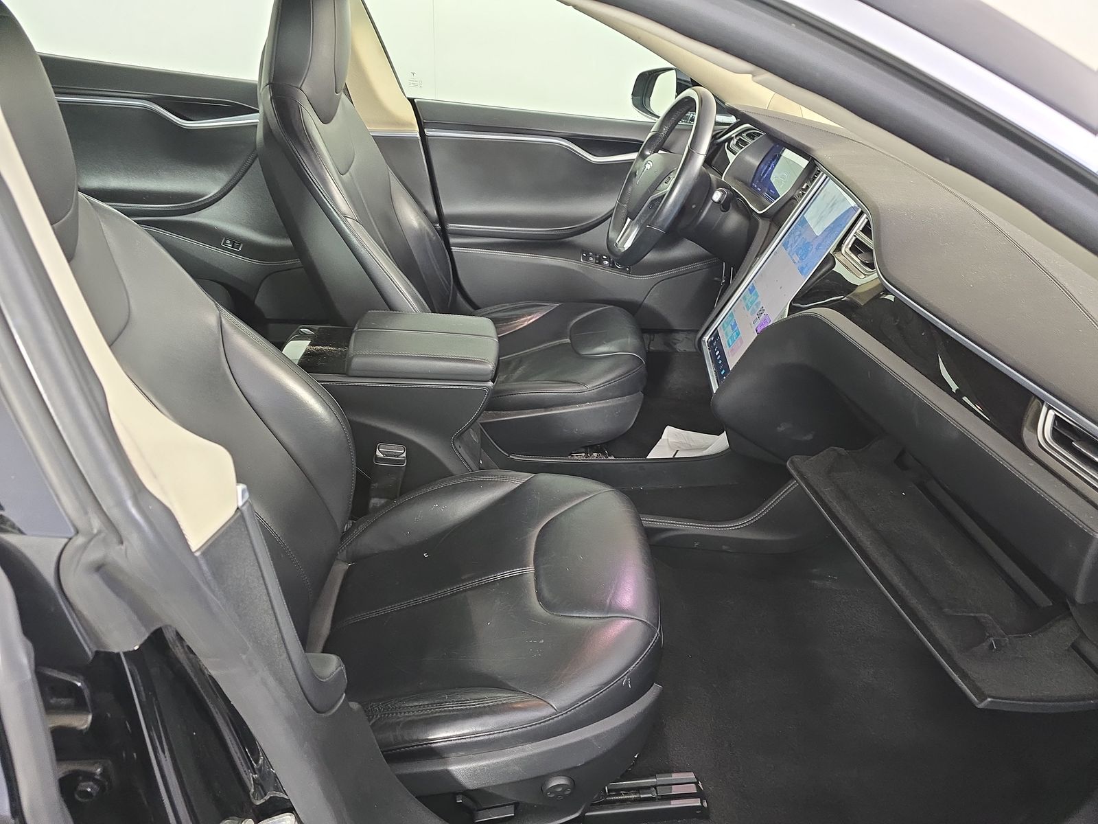 2014 Tesla Model S 85 RWD