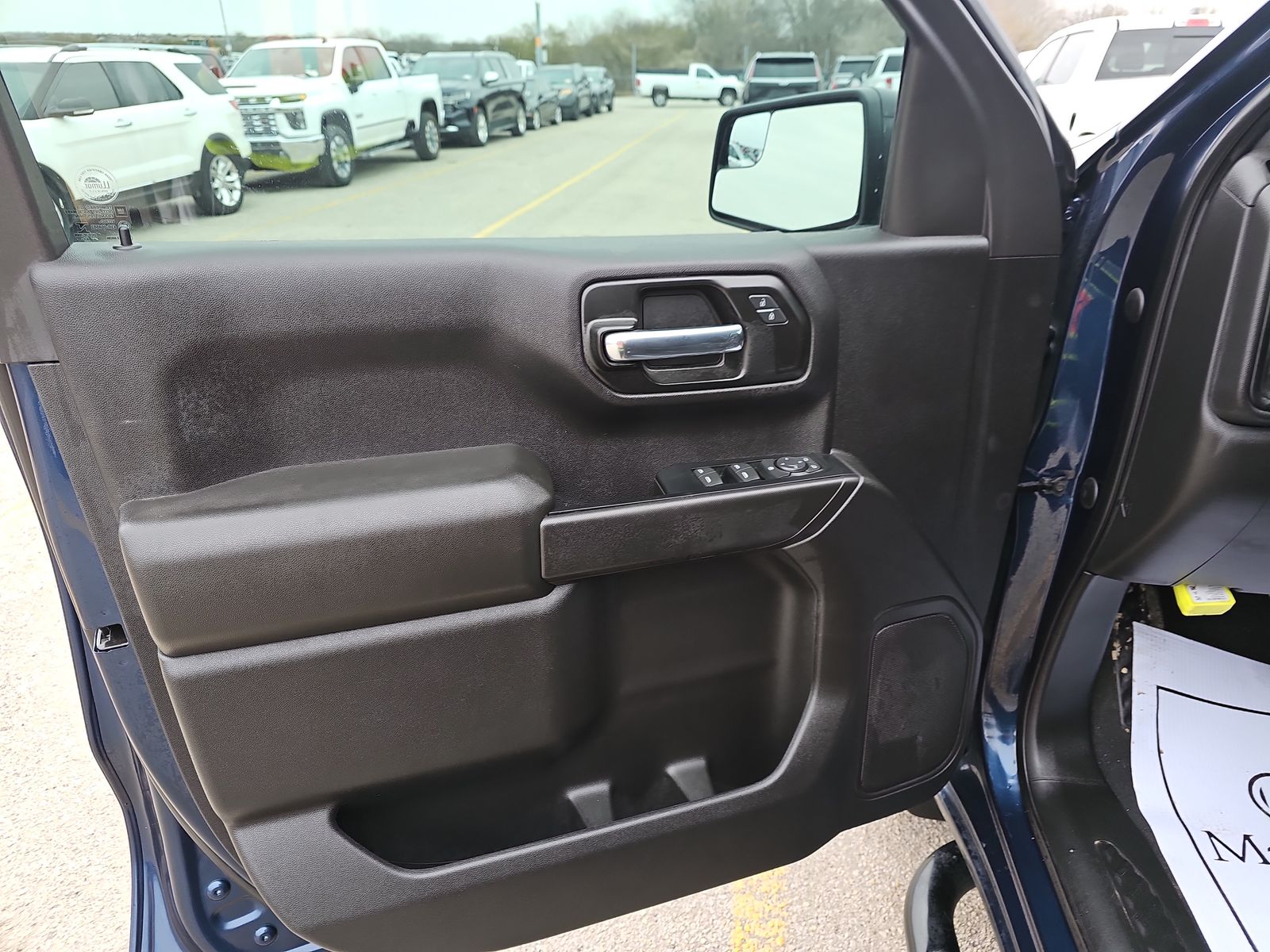 2022 Chevrolet Silverado 1500 Custom RWD