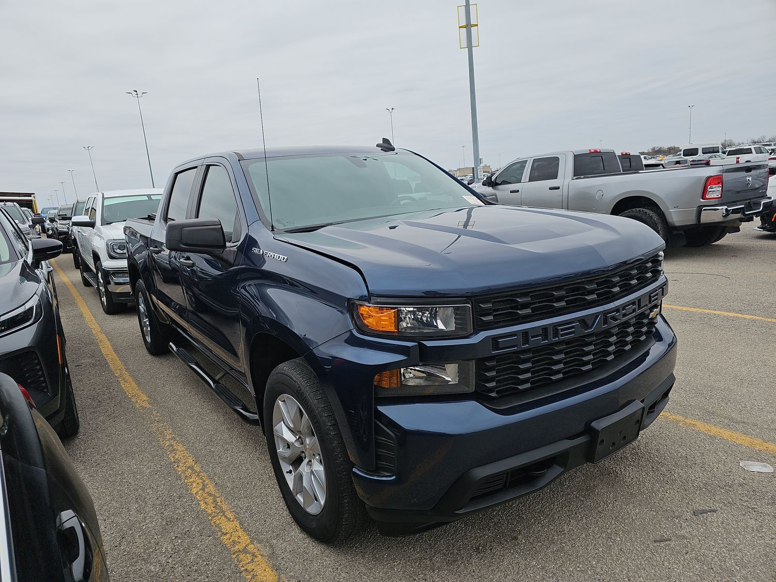 2022 Chevrolet Silverado 1500 Custom RWD