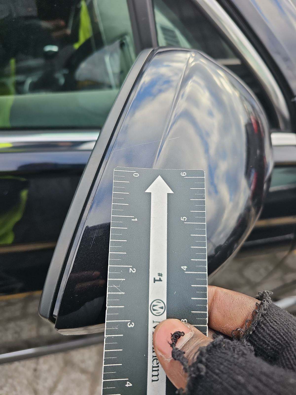Volkswagen Tiguan SEL Premium снимка Volkswagen Tiguan SEL Premium