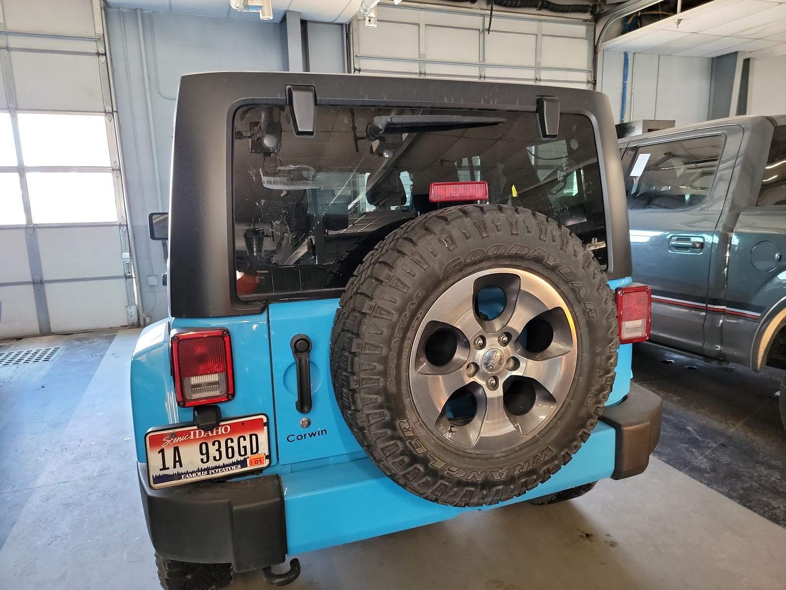 2018 Jeep Wrangler JK Unlimited Sahara AWD