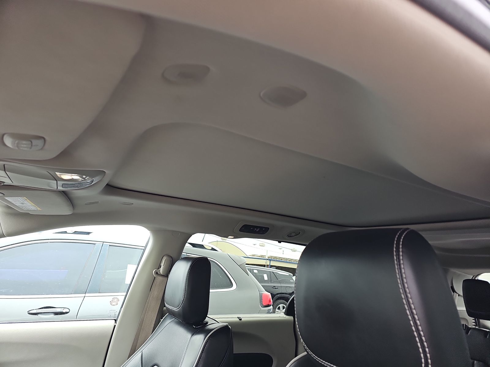 2023 Chrysler Pacifica Limited FWD