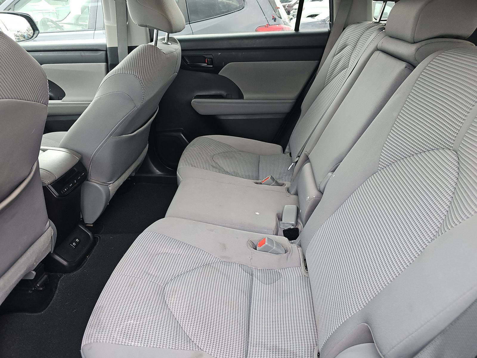 2021 Toyota Highlander LE AWD