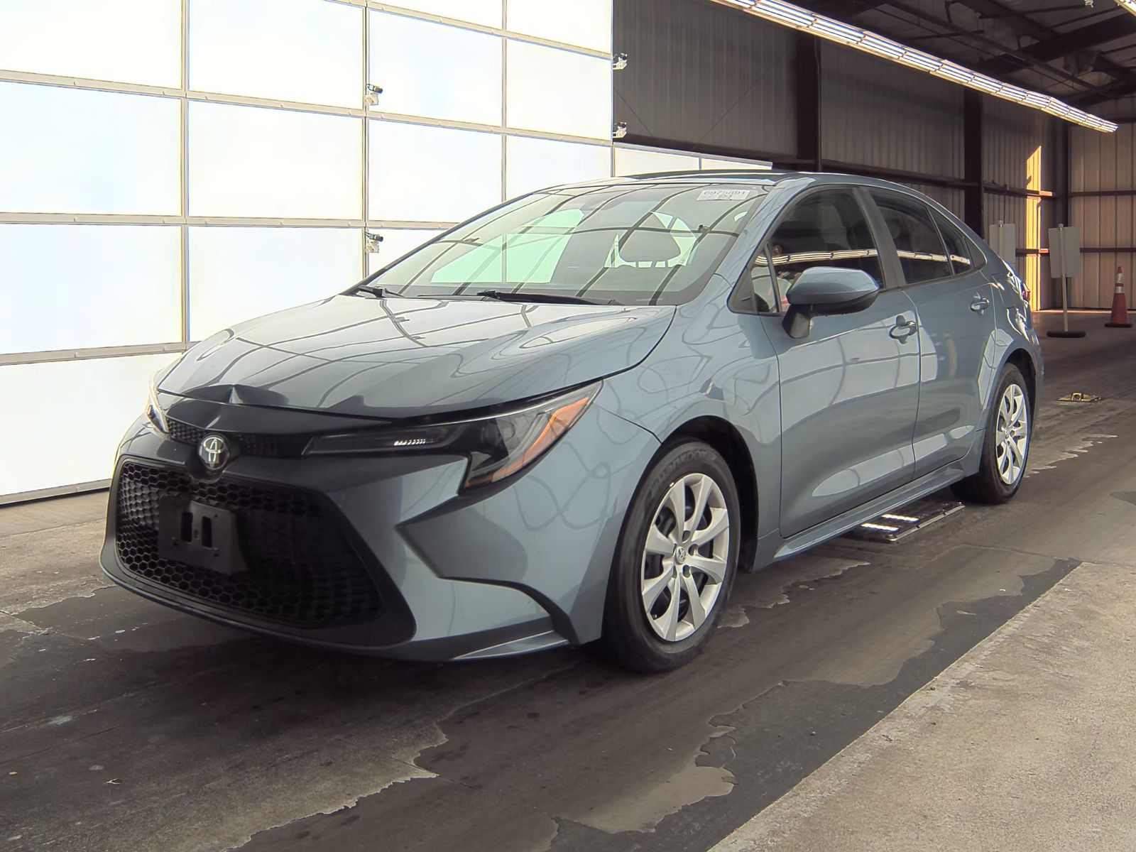 2022 Toyota Corolla LE FWD