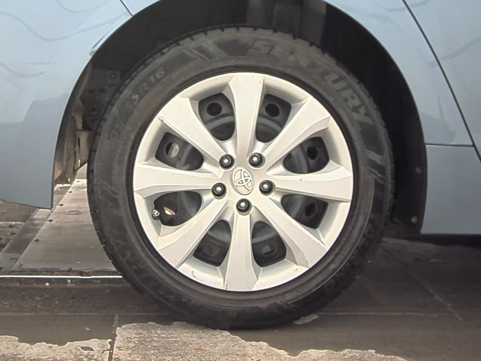 2022 Toyota Corolla LE FWD