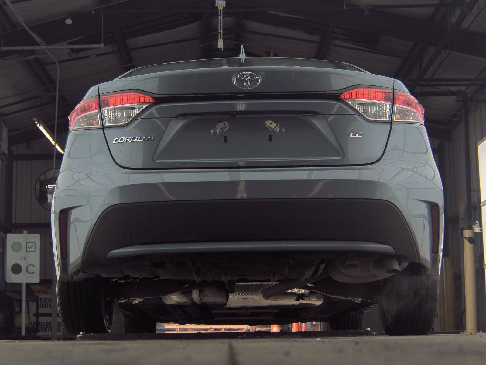 2022 Toyota Corolla LE FWD