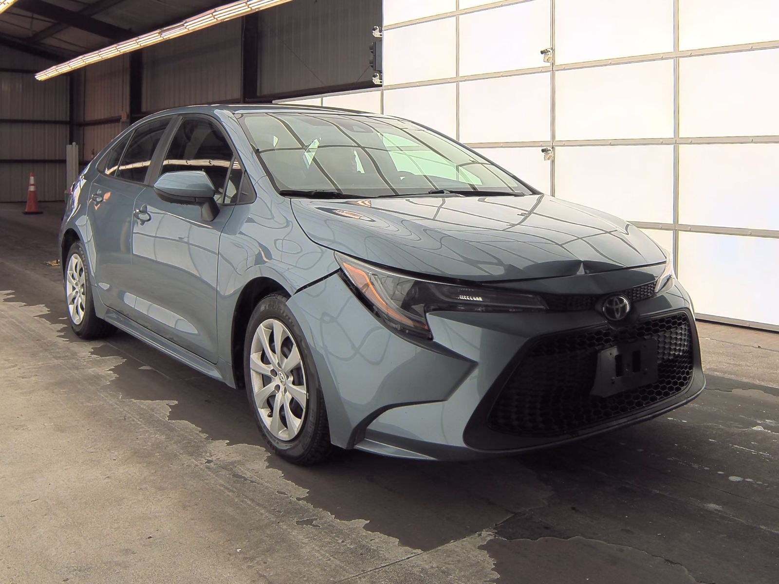 2022 Toyota Corolla LE FWD