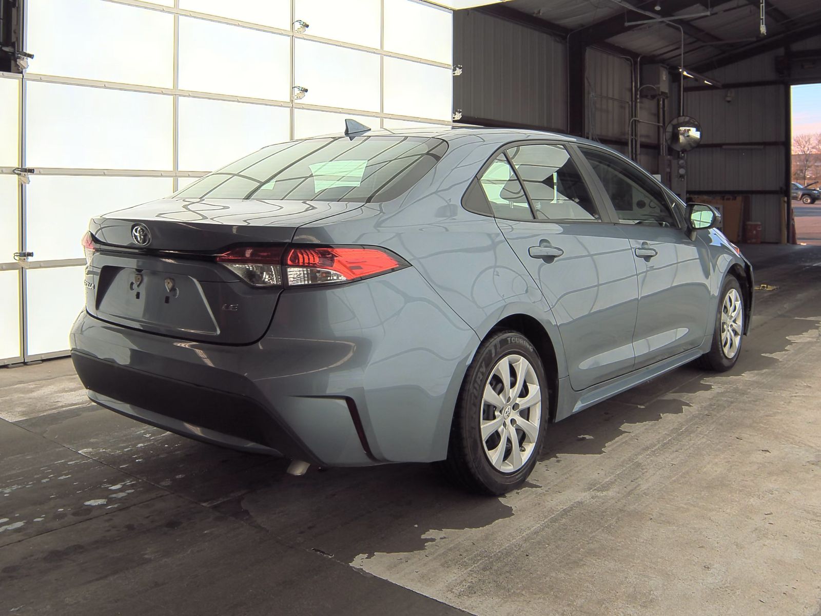 2022 Toyota Corolla LE FWD