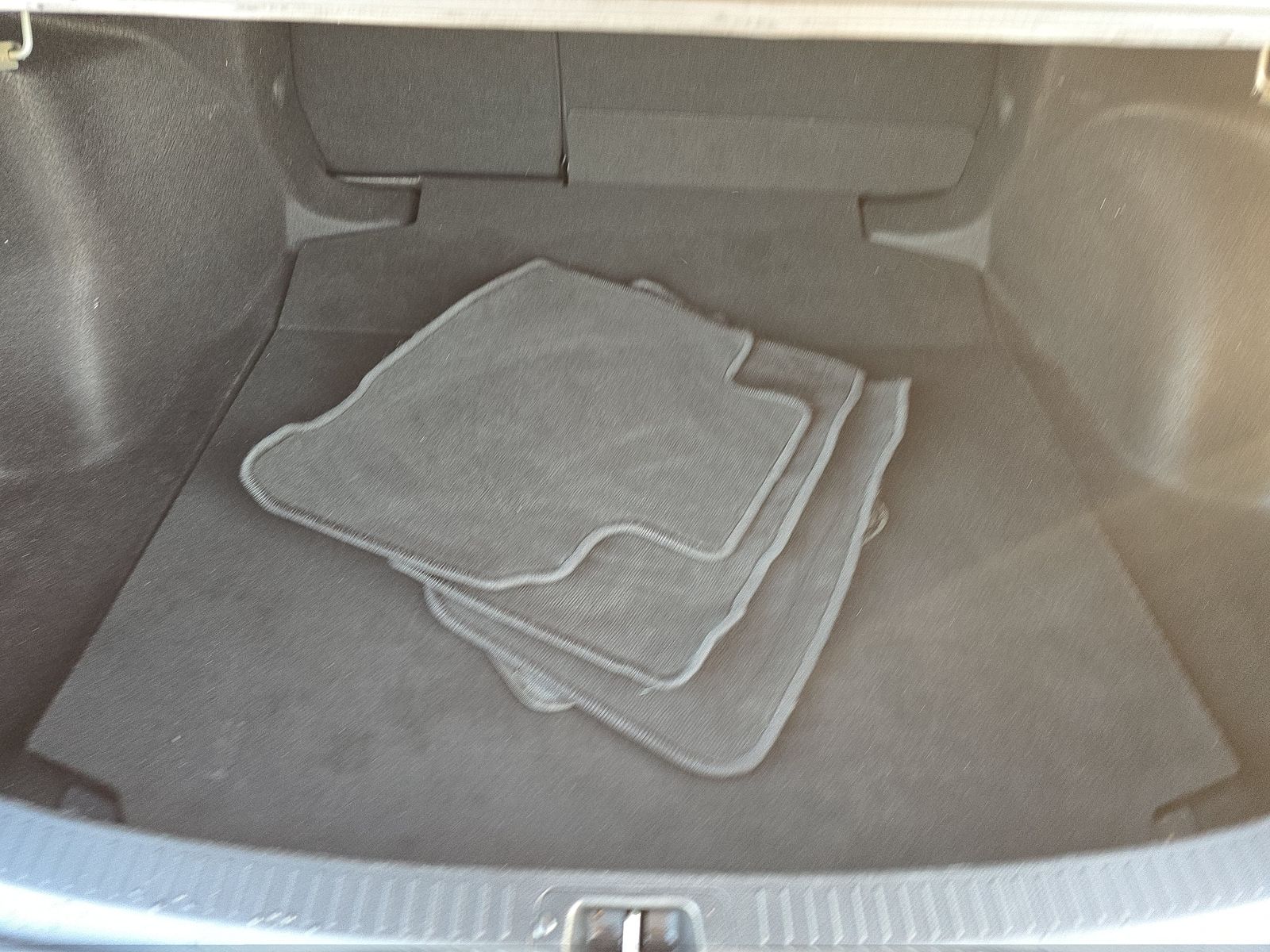 2022 Toyota Corolla LE FWD