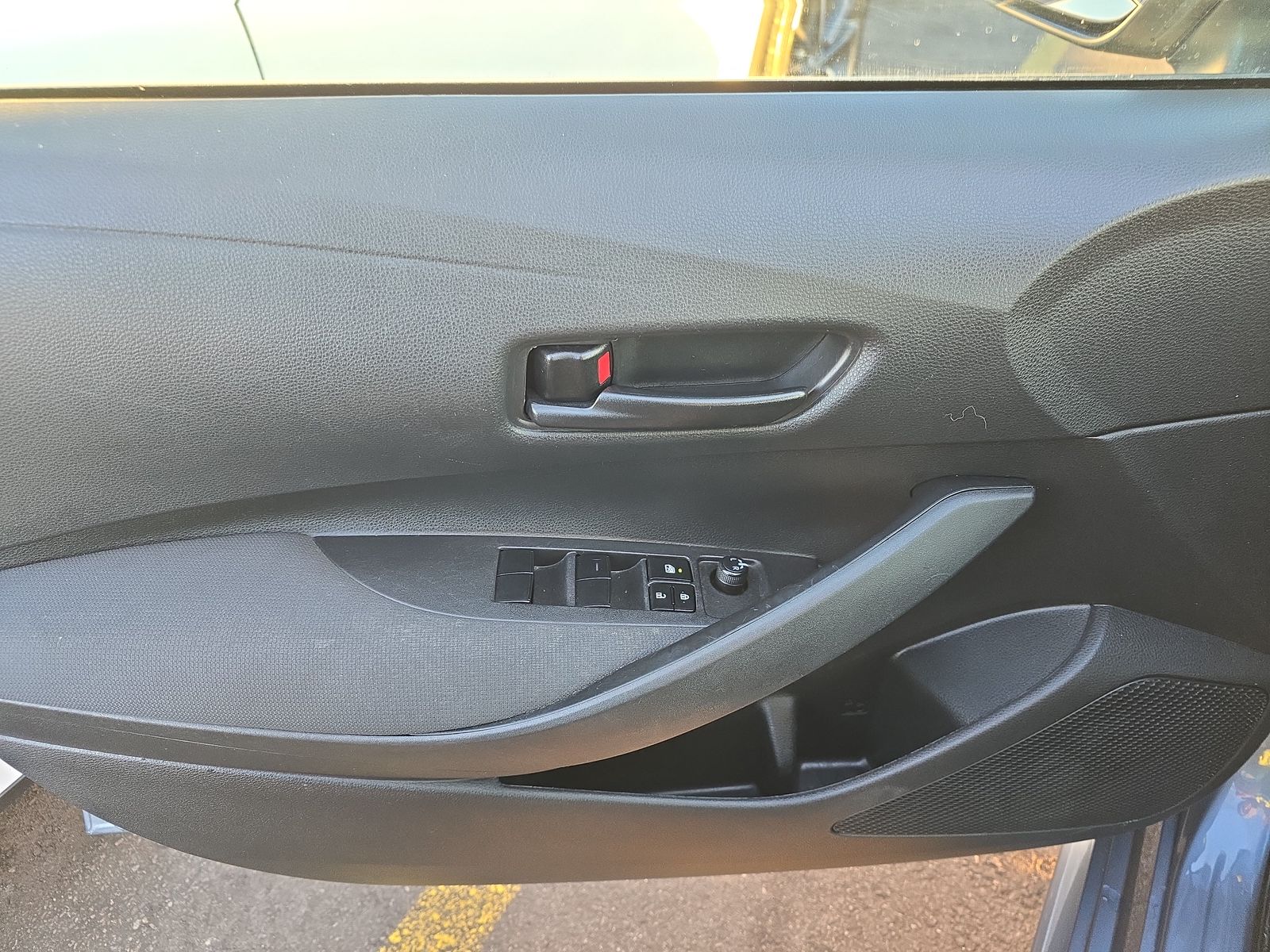 2022 Toyota Corolla LE FWD