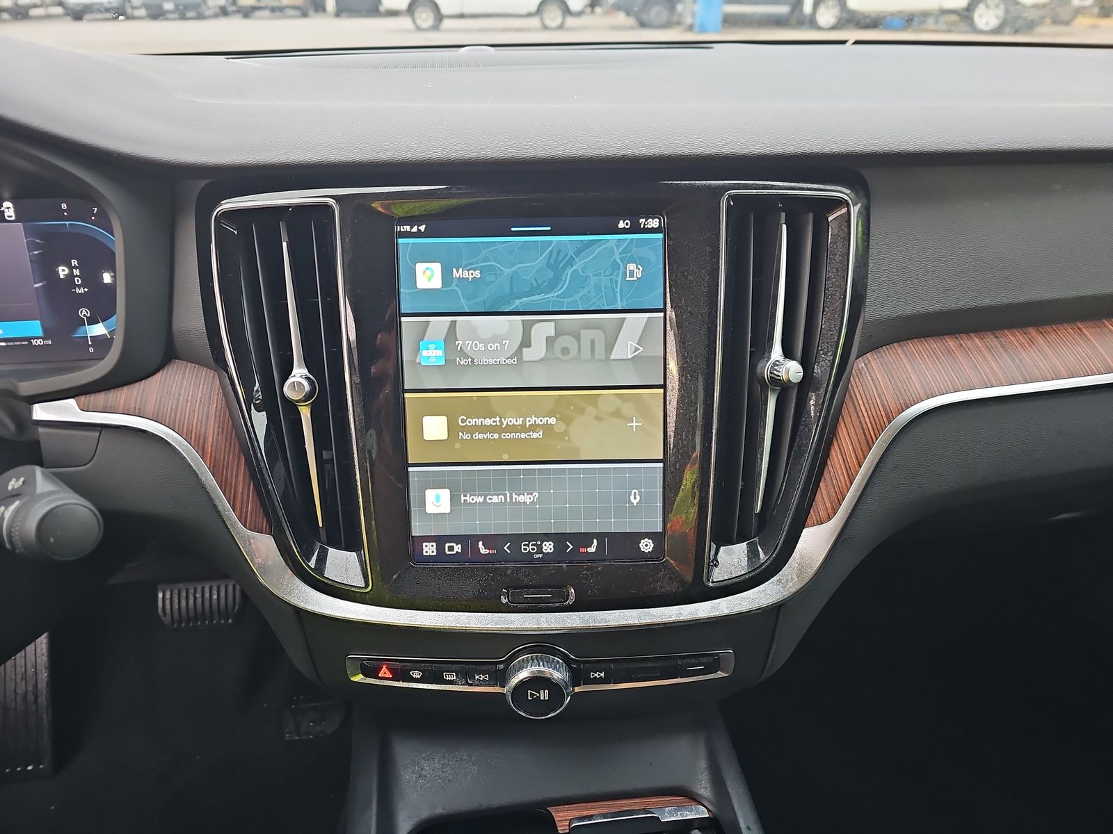 2024 Volvo S60 B5 Plus AWD