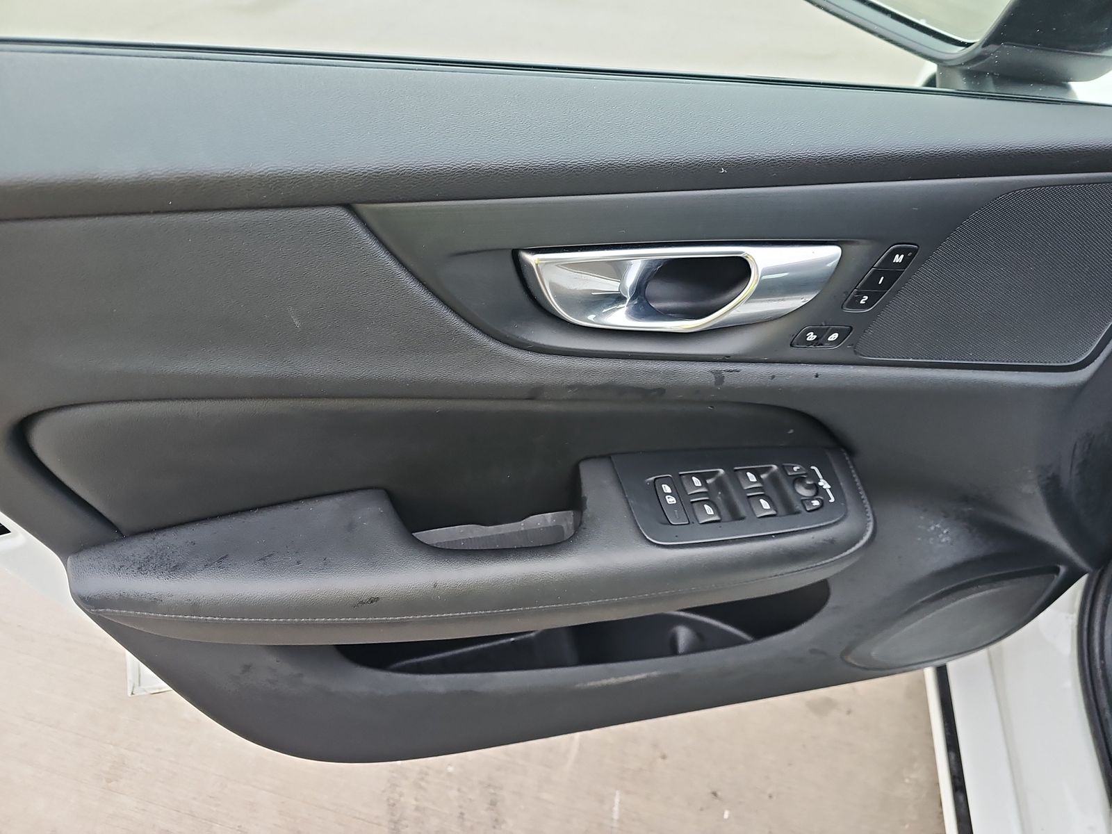 2024 Volvo S60 B5 Plus AWD