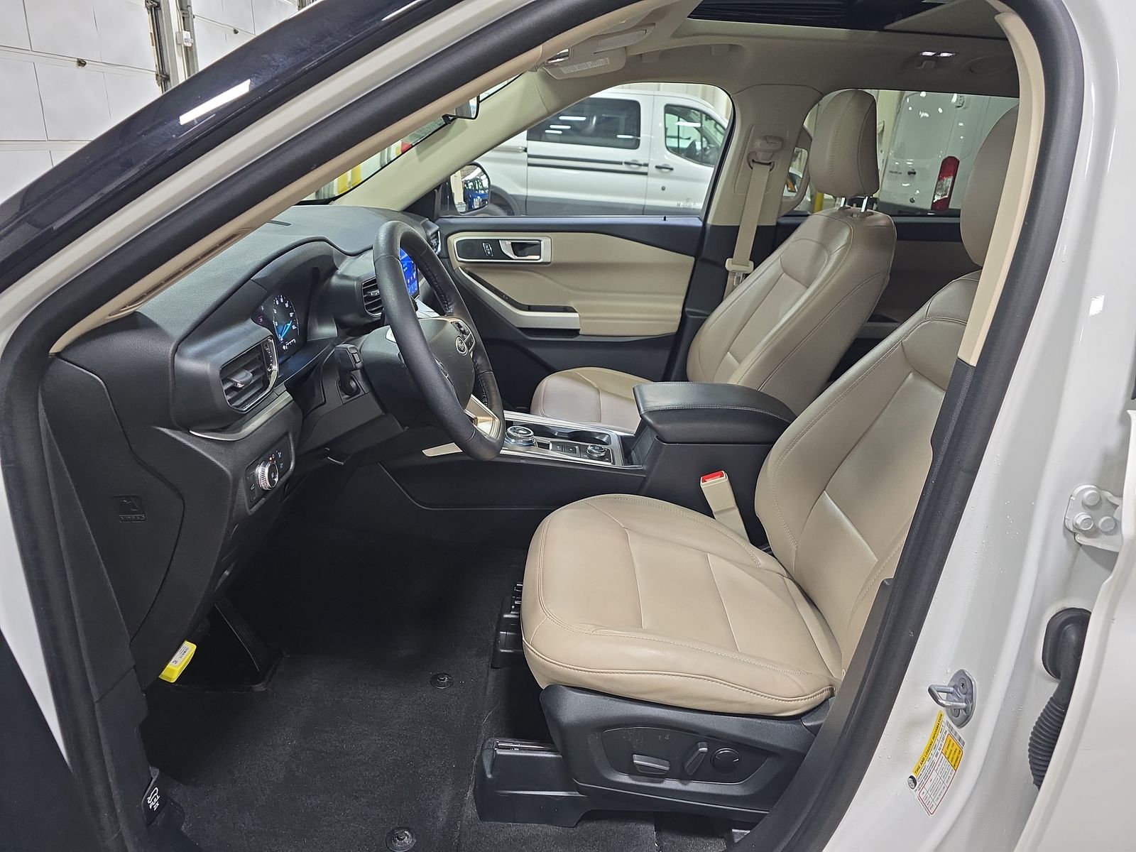 2022 Ford Explorer XLT AWD