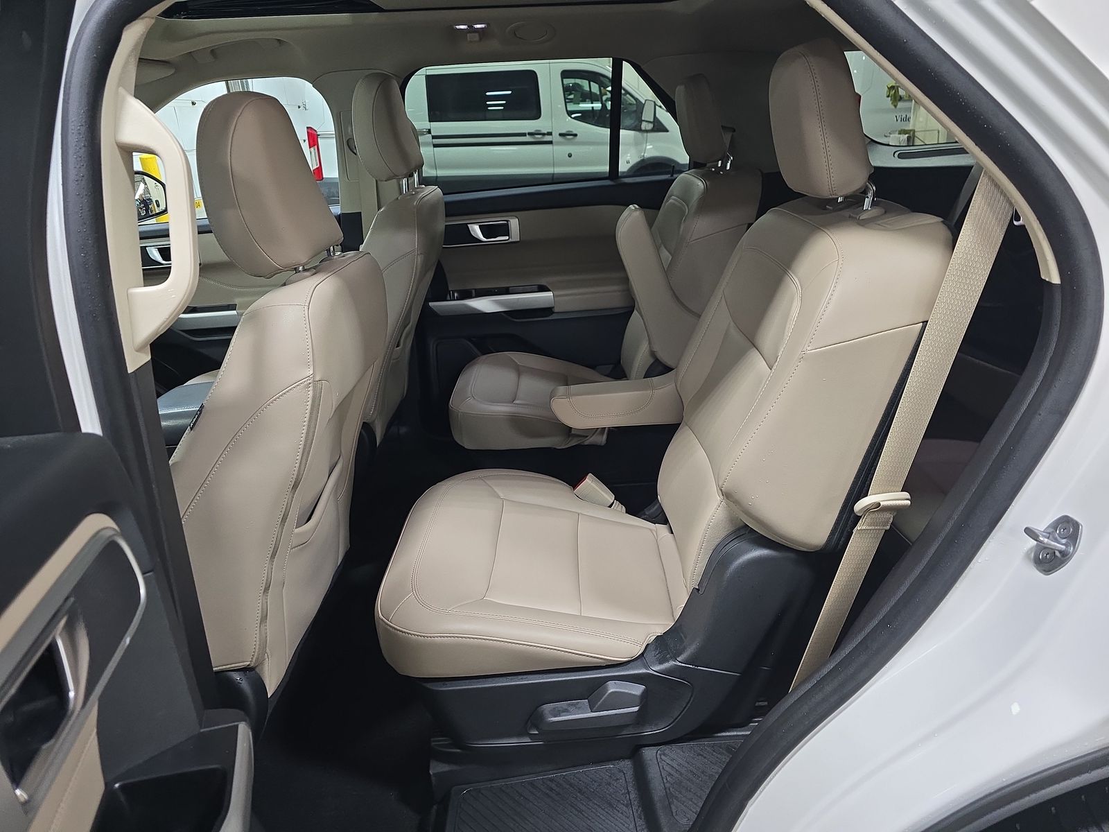 2022 Ford Explorer XLT AWD