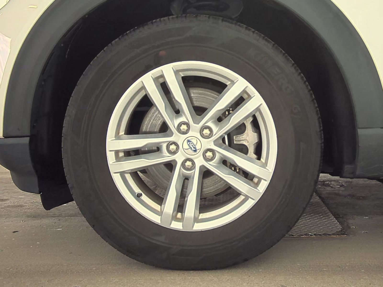 2022 Ford Explorer XLT AWD