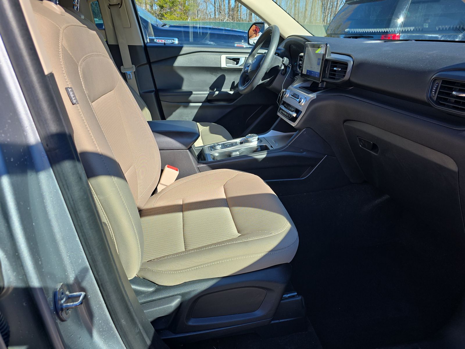 2022 Ford Explorer Base AWD