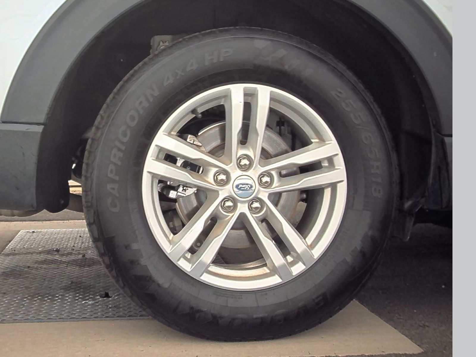 2022 Ford Explorer Base AWD