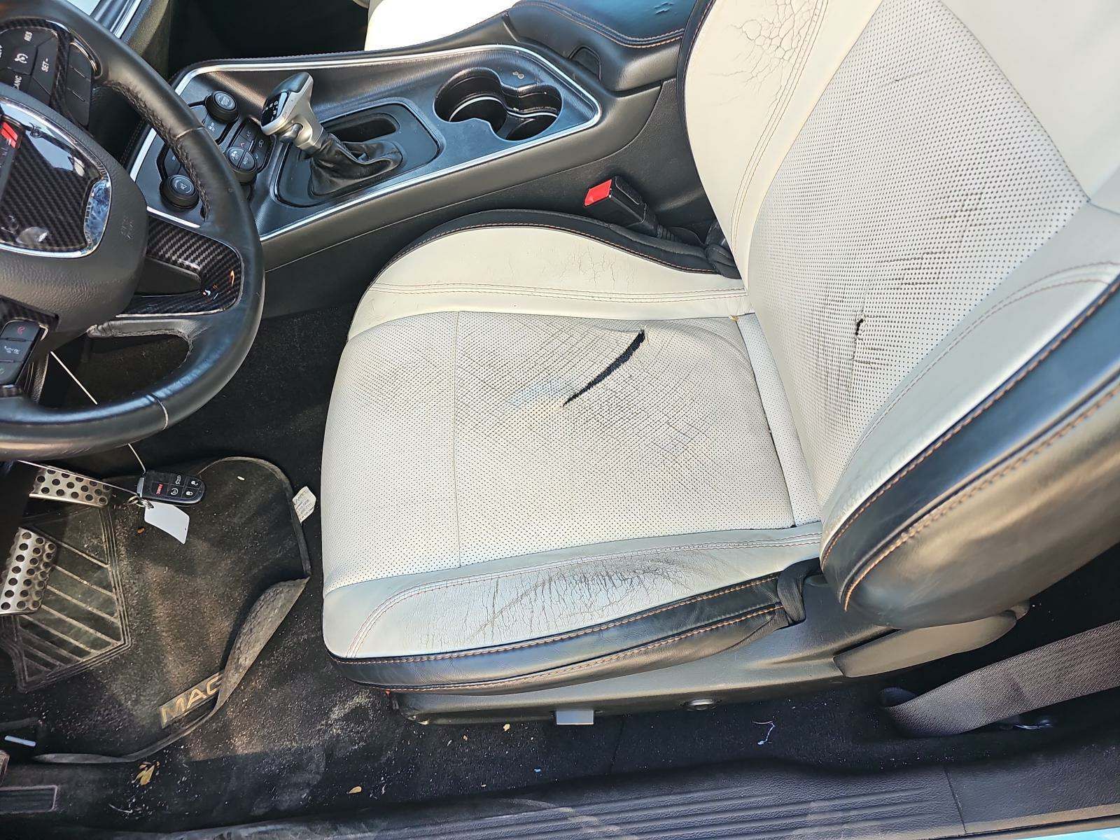 2015 Dodge Challenger SXT Plus RWD