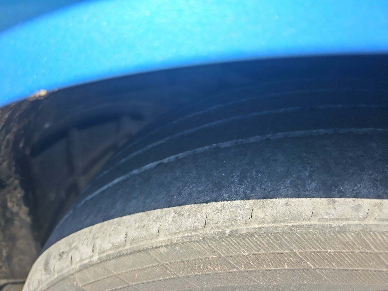 2015 Dodge Challenger SXT Plus RWD