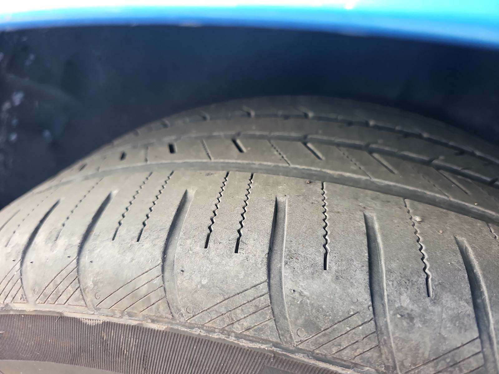 2015 Dodge Challenger SXT Plus RWD