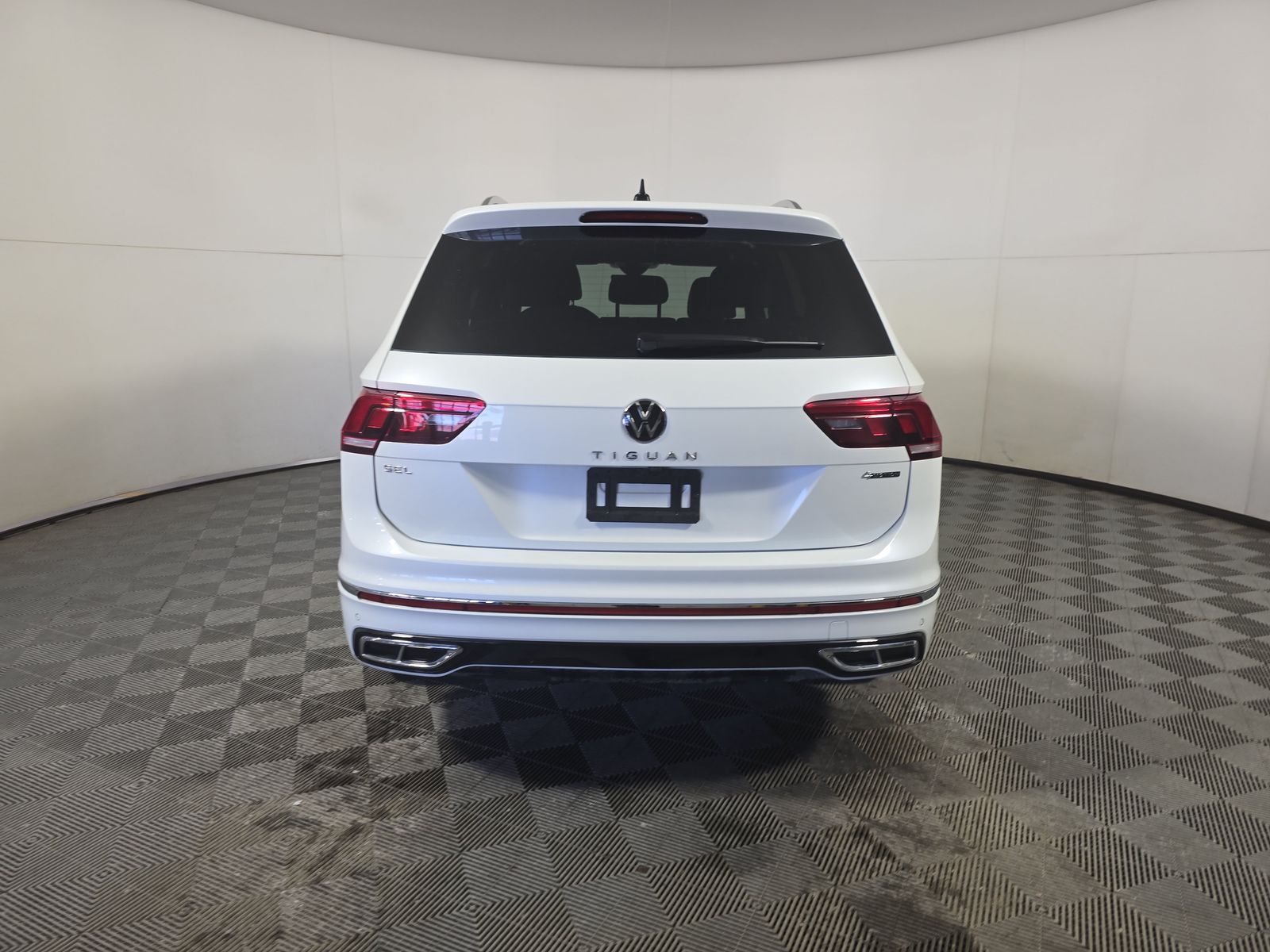 2023 Volkswagen Tiguan 2.0T SEL R-Line AWD