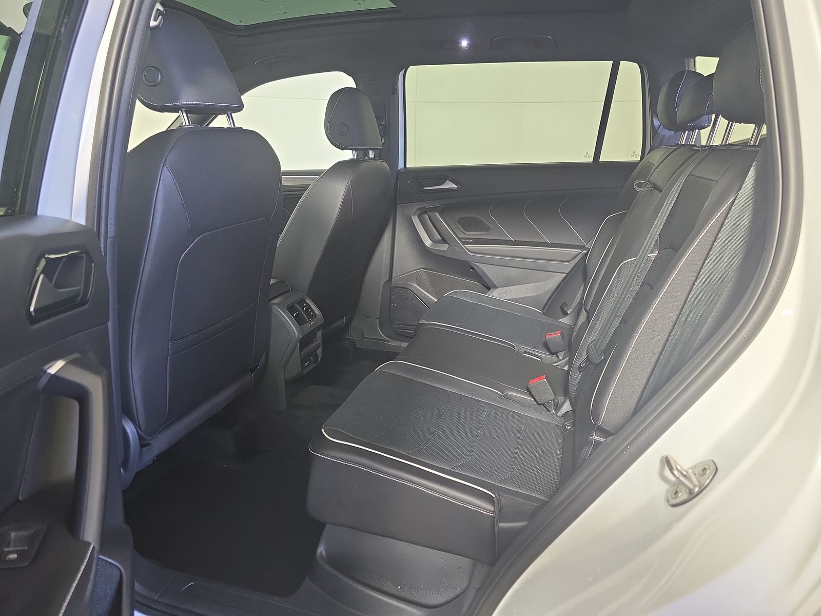 2023 Volkswagen Tiguan 2.0T SEL R-Line AWD