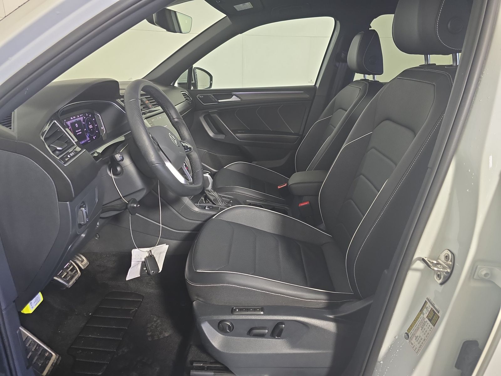 2023 Volkswagen Tiguan 2.0T SEL R-Line AWD