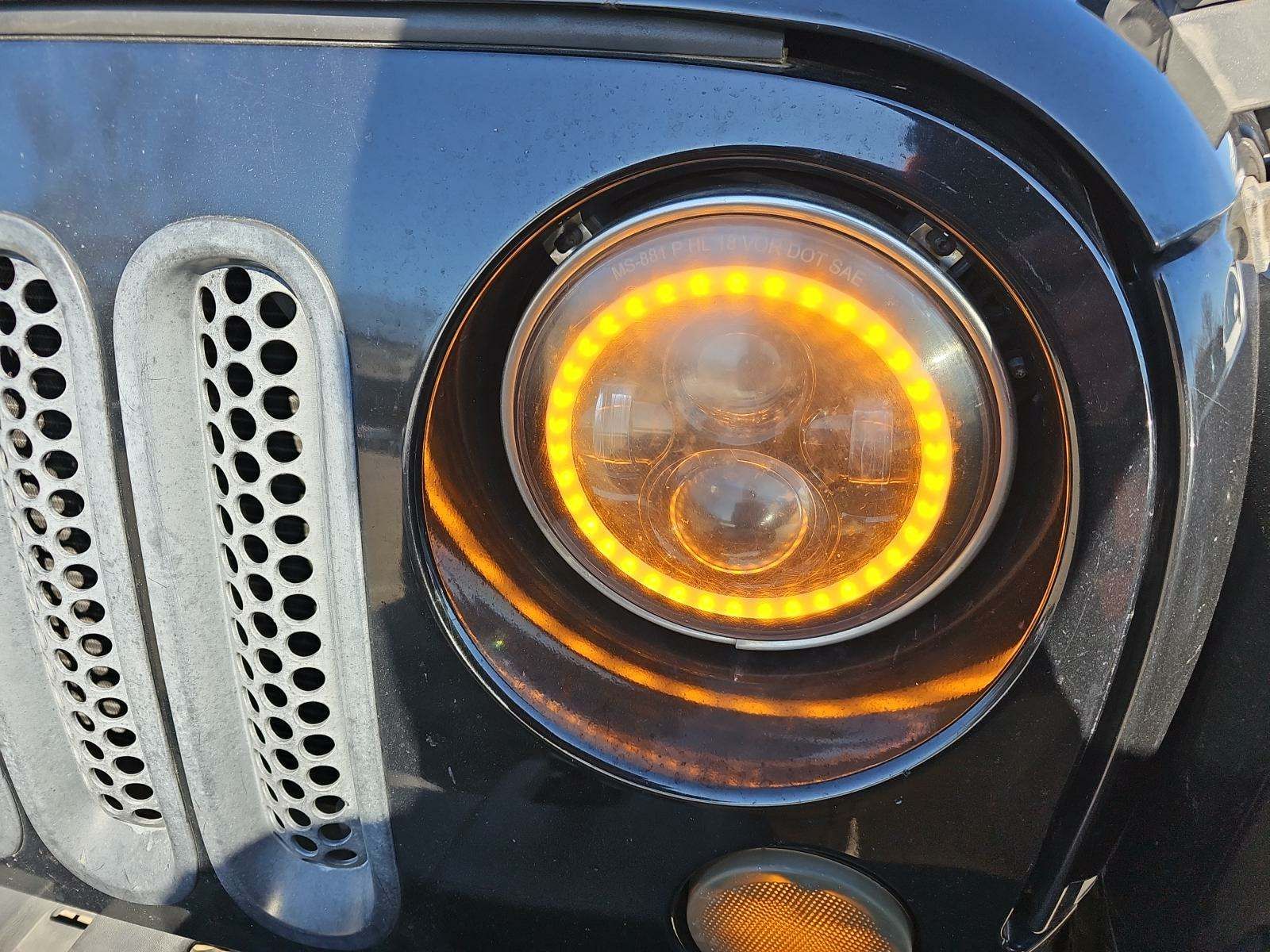 2013 Jeep Wrangler Unlimited Sahara AWD