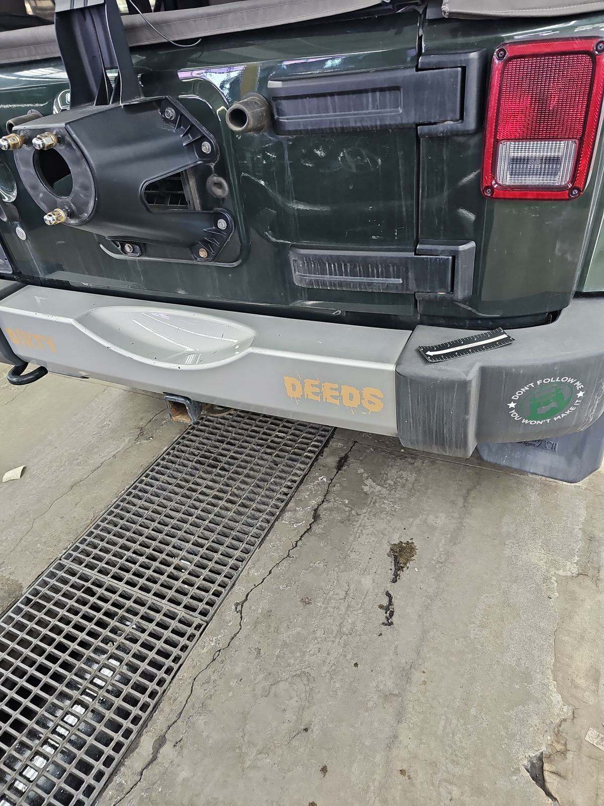 2010 Jeep Wrangler Sahara AWD