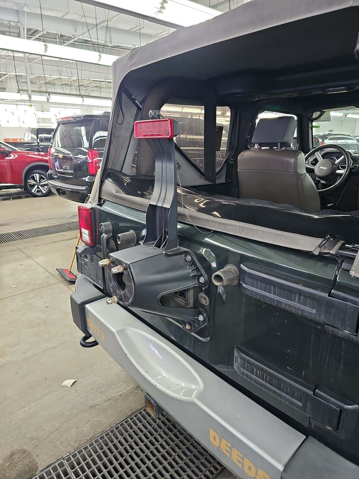 2010 Jeep Wrangler Sahara AWD