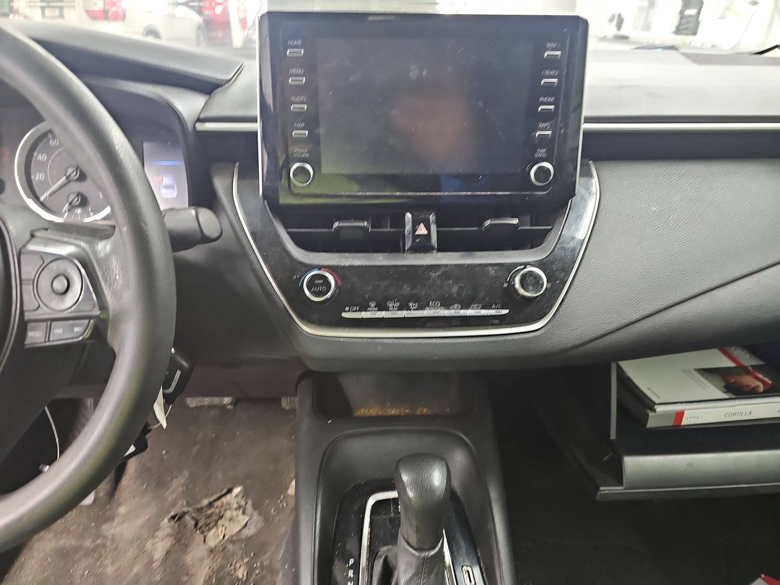 2020 Toyota Corolla LE FWD
