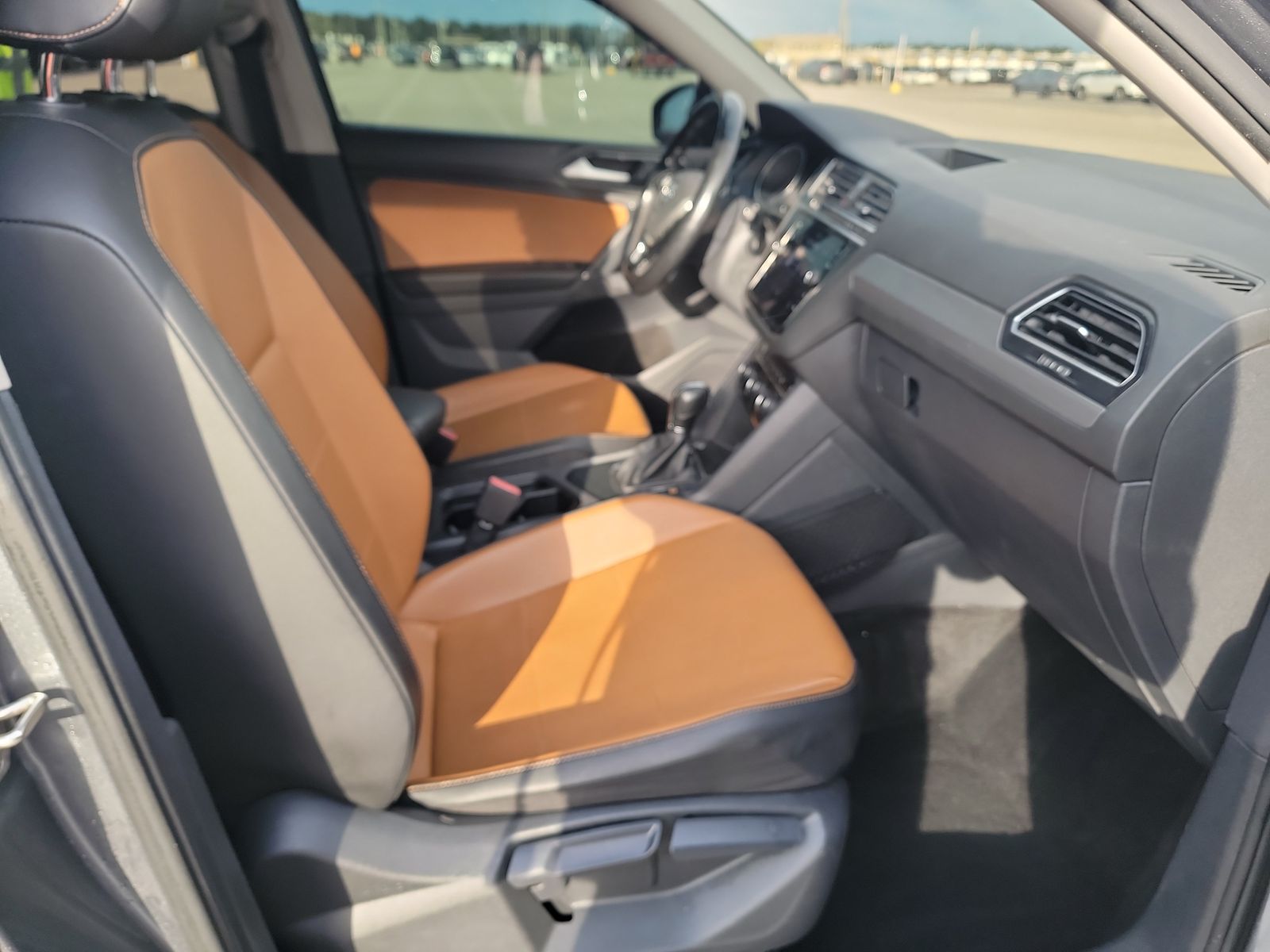 2018 Volkswagen Tiguan 2.0T SE FWD