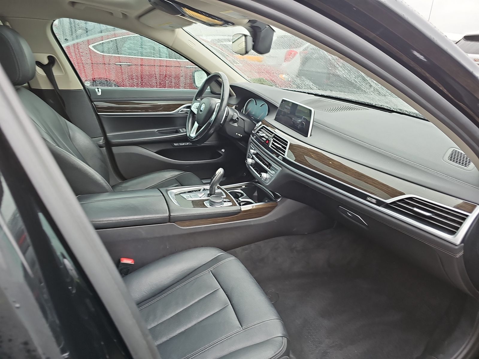 2018 BMW 7 Series 740i RWD