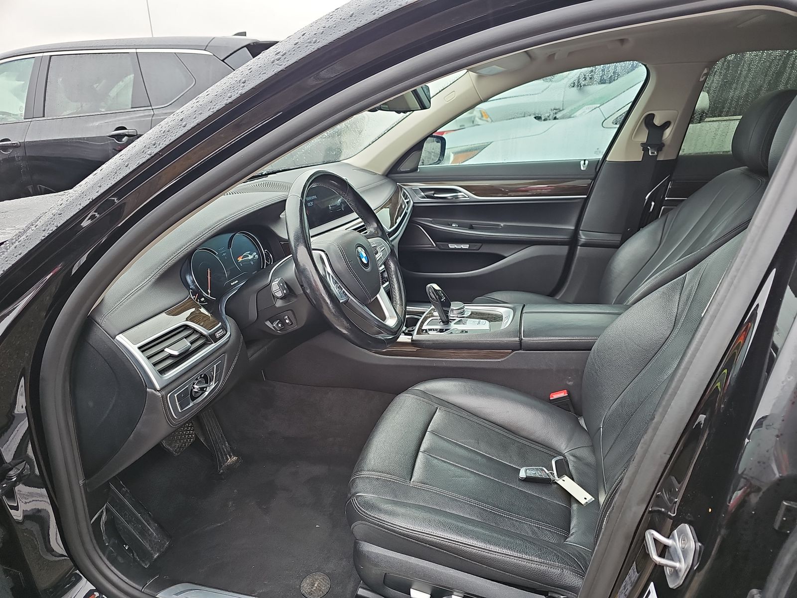 2018 BMW 7 Series 740i RWD