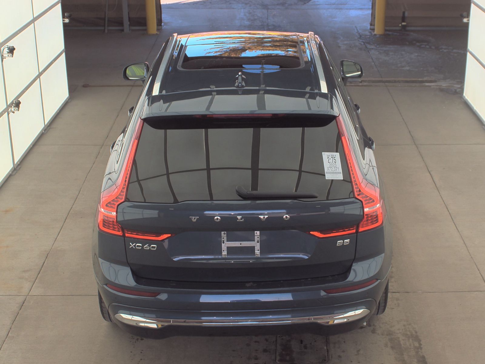 2023 Volvo XC60 B5 Plus FWD