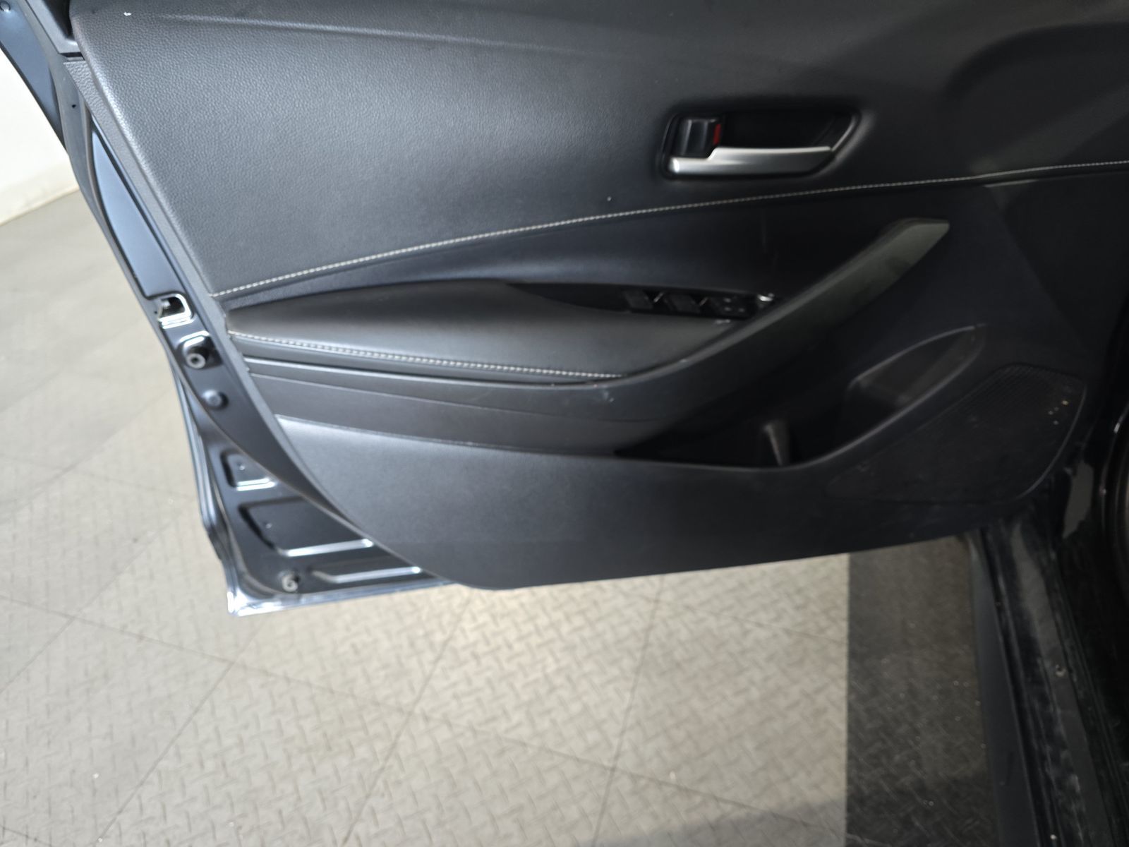 2021 Toyota Corolla SE Nightshade Edition FWD