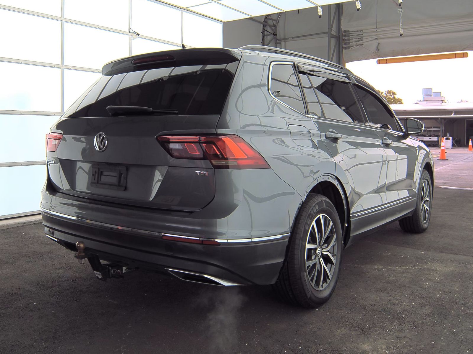 2018 Volkswagen Tiguan 2.0T SE FWD