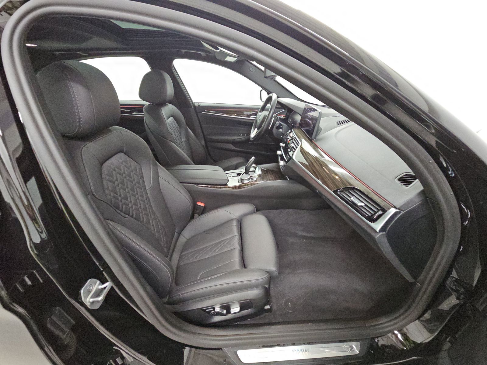 2022 BMW 5 Series 530i xDrive AWD