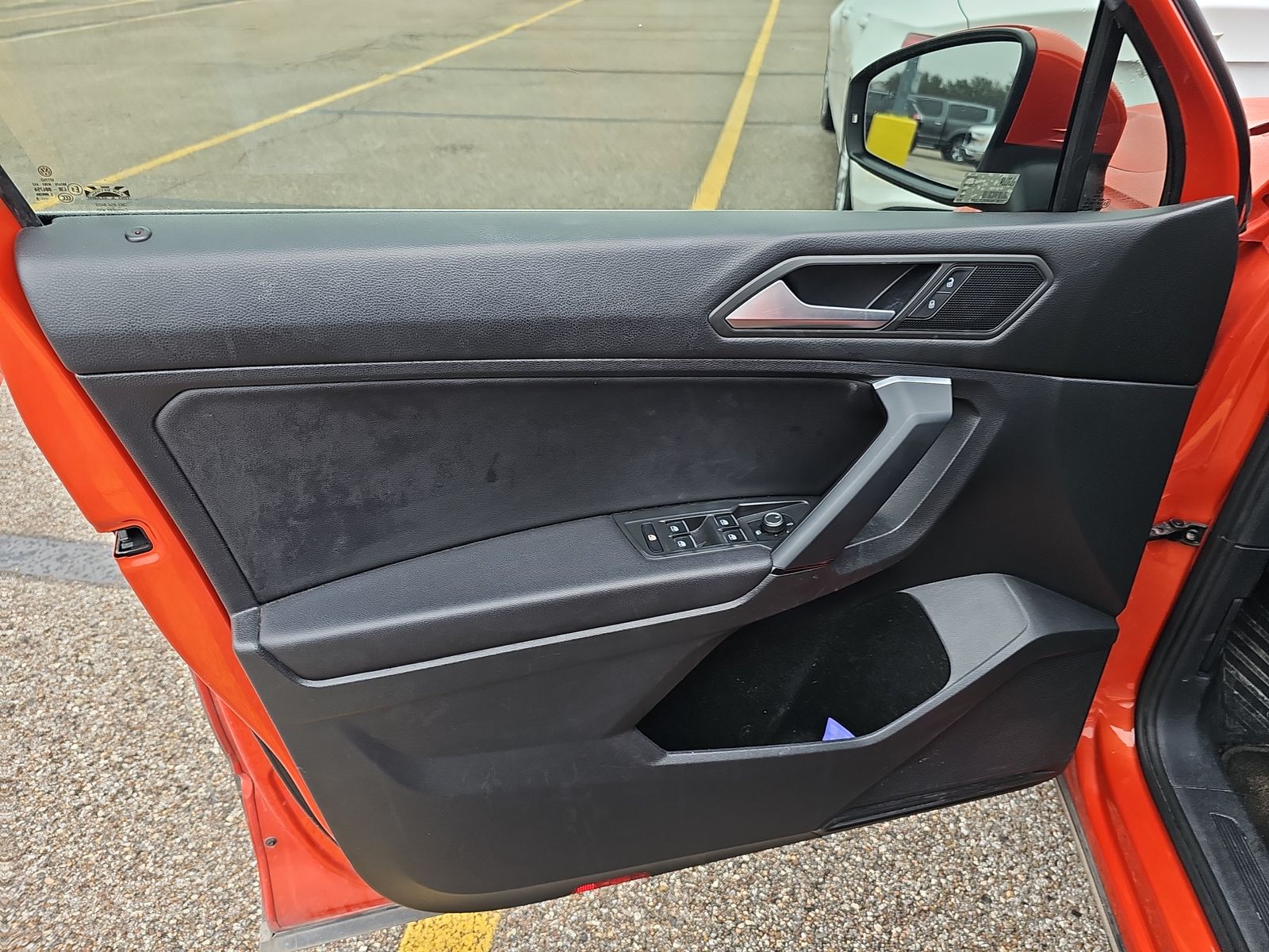 2019 Volkswagen Tiguan 2.0T SE FWD